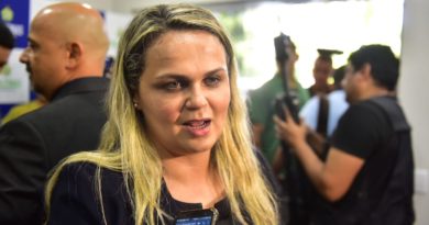 Primeira mulher a comandar a Delegacia Geral do Amazonas, Emília Ferraz integra a Polícia Civil desde 2001