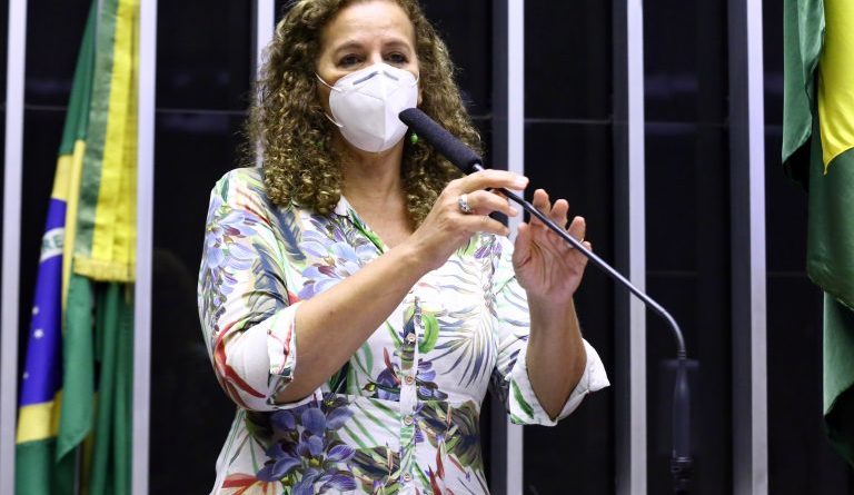 Cleia Viana - Câmara dos Deputados