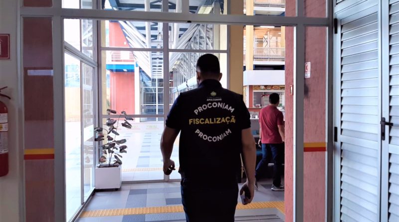 Procon-AM autua instituições de ensino após denúncias de alunos