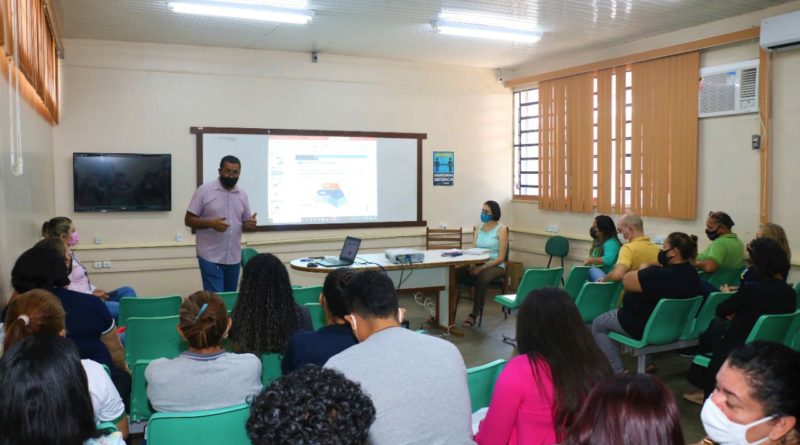 Núcleo de Inteligência em Gestão inicia atividades presenciais nas escolas estaduais