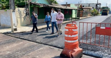 Caixa Econômica e prefeitura de Parintins vistoriam obras no município