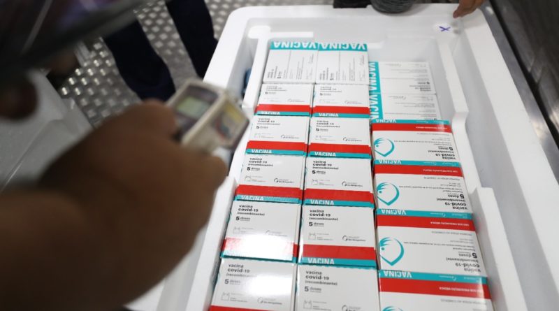 Governo do Amazonas recebe mais 84.950 doses de vacinas contra a Covid-19