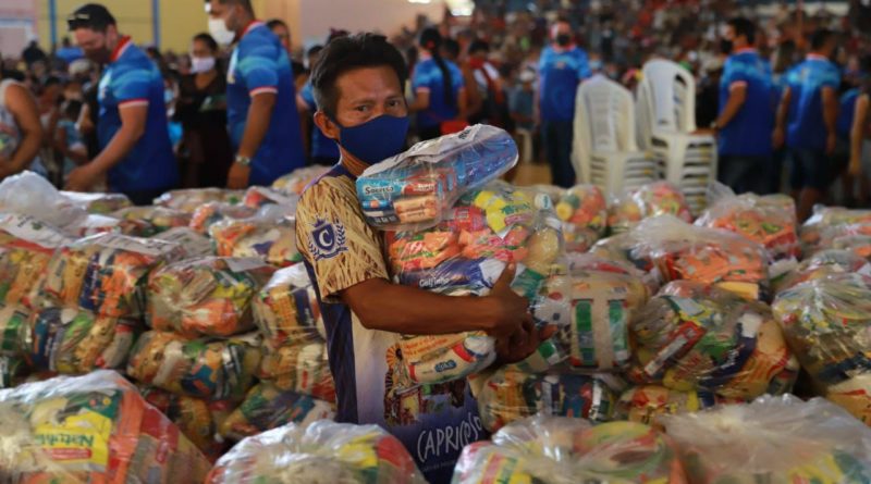 Doação de cestas básicas alcança 8 mil moradores de Parintins, calcula Seas