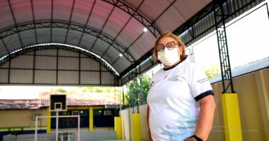 Governo do Amazonas inaugura quadra poliesportiva em escola de Parintins, em parceria com o consulado japonês