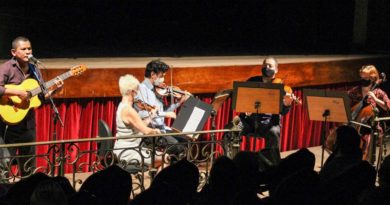 Show Inclusivo para pessoas com deficiência é apresentado no Teatro Amazonas
