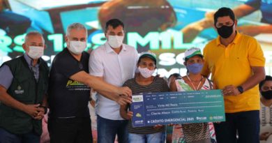 Wilson Lima firma convênios de R$ 490 mil para revitalizar Parque de Exposições e realizar Expopin, em Parintins