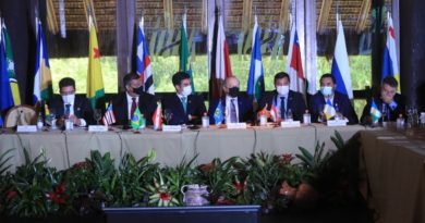 Em Fórum Mundial de Bioeconomia, Wilson Lima reforça trabalho do Estado para aliar preservação e desenvolvimento