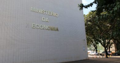 Governo estabelece ponto facultativo em 11 de outubro