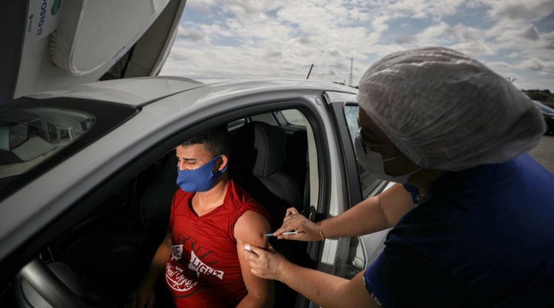 Manaus terá 52 pontos de vacinação contra a covid-19 funcionando entre segunda e sexta-feira
