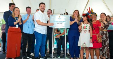 Renato Junior entrega novo unidade e amplia reforço da saúde com convocação de 96 profissionais Renato Junior entrega novo unidade e amplia reforço da saúde com convocação de 96 profissionais