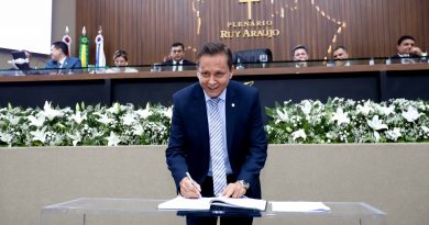 Aleam escolhe novo presidente após decisão do STF Aleam escolhe novo presidente após decisão do STF