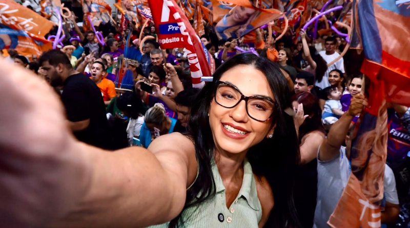 Shádia cobra mais espaço para mulheres na política