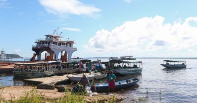 Rio Negro baixa mais de 5 metros em setembro e chega a 18,88 metros Rio Negro baixa mais de 5 metros em setembro e chega a 18,88 metros